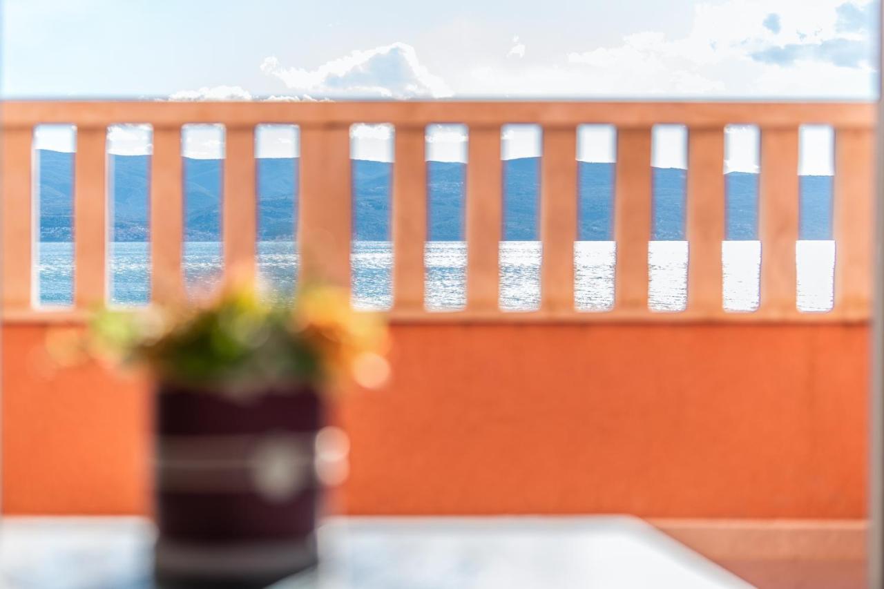 Apartments Matea Duće Екстериор снимка