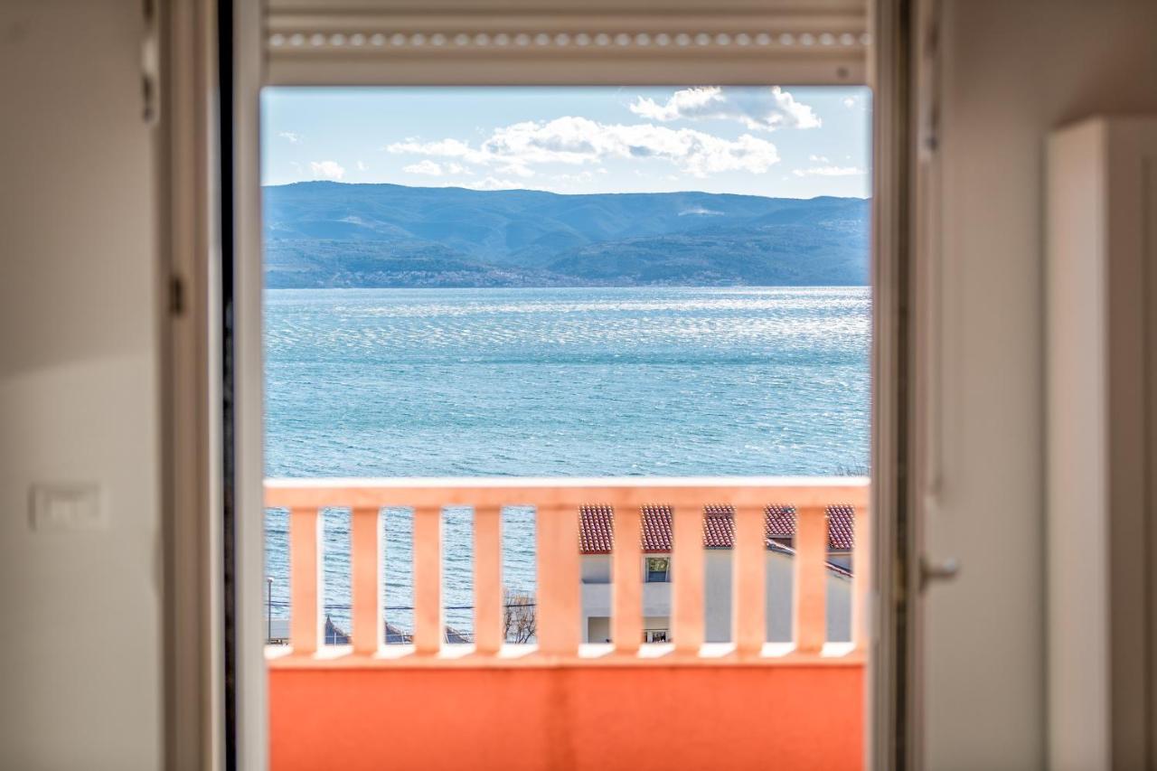 Apartments Matea Duće Екстериор снимка